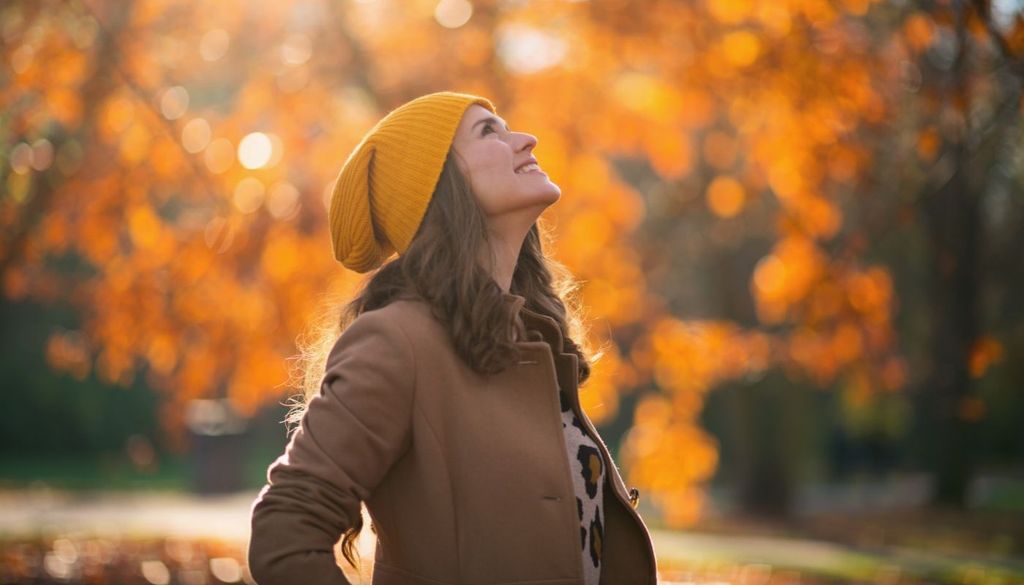 Autunno vitamina D In autunno trascorrere del tempo all'aperto può aiutare ad aumentare il livello di vitamina D nel sangue