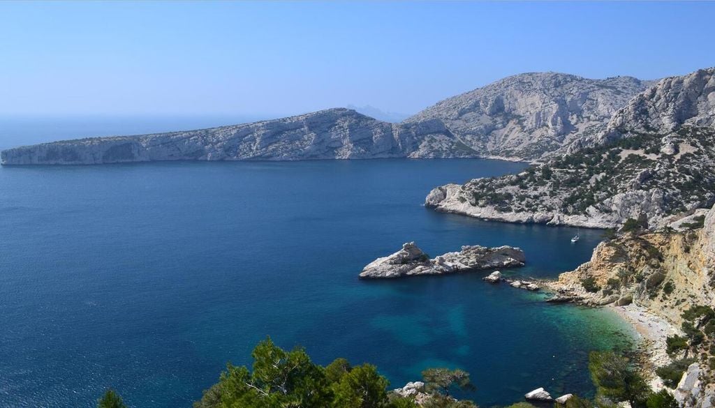 Vue panoramique des Calanques de Marseille. Vue panoramique des Calanques de Marseille.