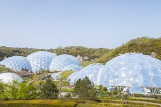In Rekordzeit vom Mittelmeer in den Regenwald: Der Garten Eden macht es m&ouml;glich