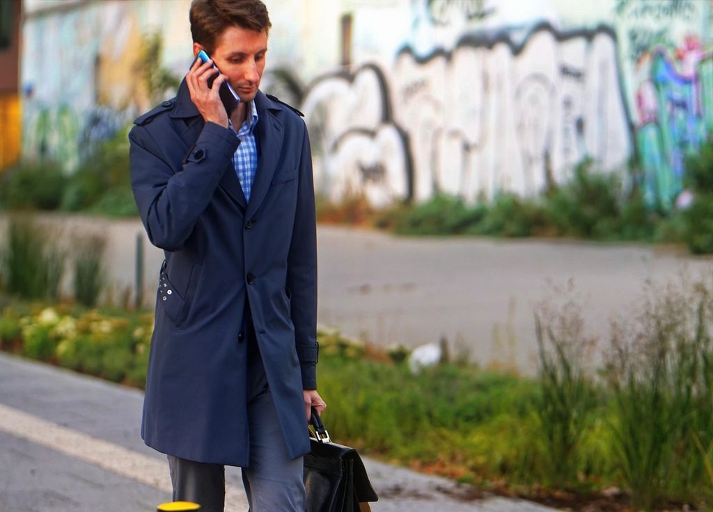 Au téléphone, beaucoup préfèrent marcher plutôt que de rester statique