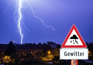De Duitse Meteorologische Dienst waarschuwt voor onweersbuien en stormen in Duitsland: hagel, zware regenval en storm! 
