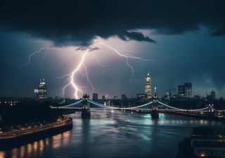 Weather for the UK this weekend: thunderstorms approach as yellow warning issued