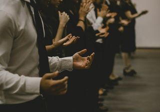 Weniger Glaube, mehr Angst: Haben junge Menschen, die religi&ouml;s sind, eine ges&uuml;ndere Psyche?