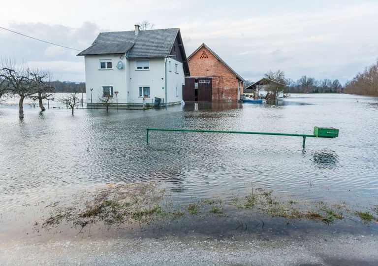 Grenzwetterlage: Zwischen Frühling und Winter! Grenzwetterlage: Zwischen Frühling und Winter!