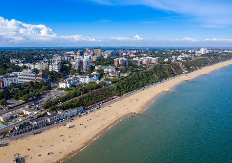 what-is-the-longest-beach-in-uk-geography-oceans-1682524668827_768.jpeg