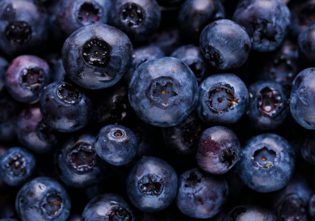Why are blueberries blue? It’s not the juice inside them!