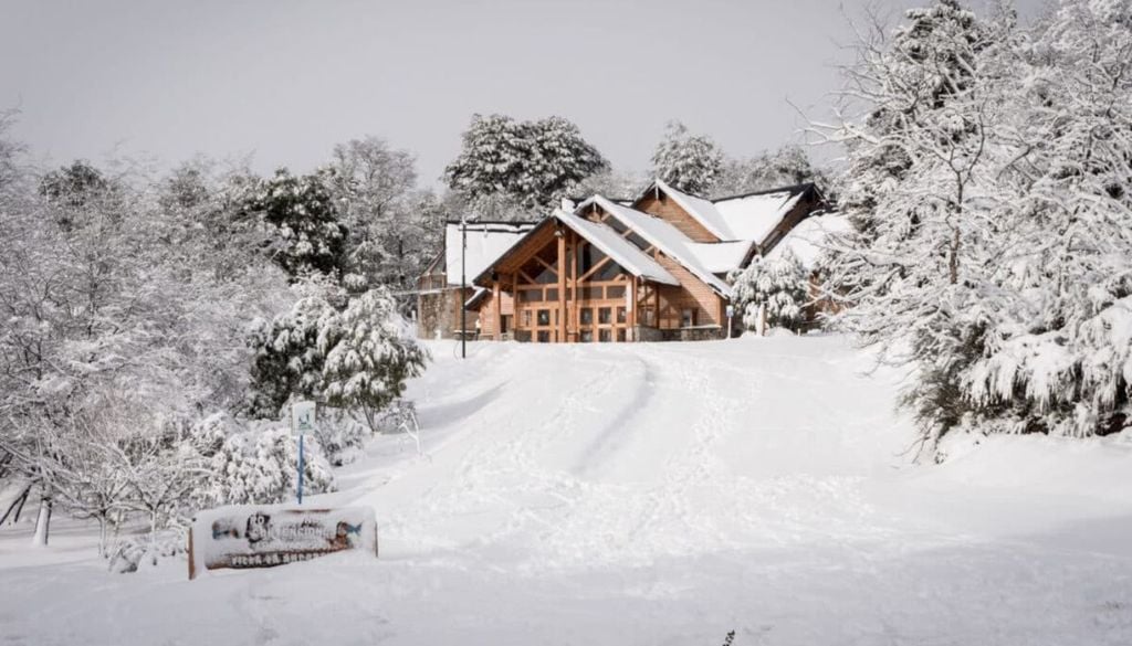 Winter Pass de Villa La Angostura El "Winter Pass" de Villa La Angostura propone beneficios exclusivos en alojamientos, gastronomía, comercios y más servicios turísticos.