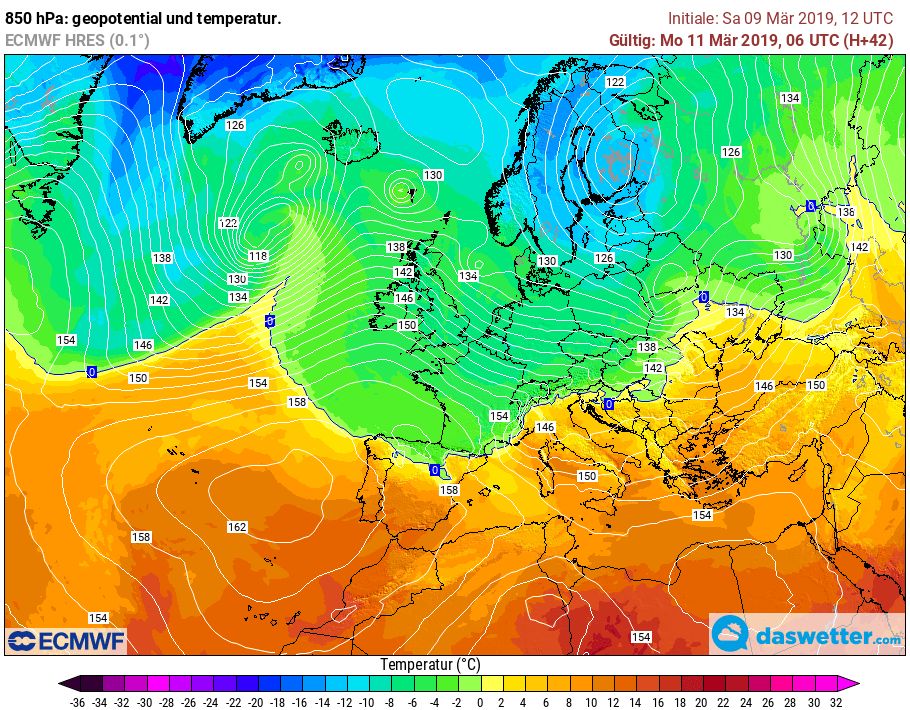 Kaltluft strömt nach Mitteleuropa. Kaltluft strömt nach Mitteleuropa.