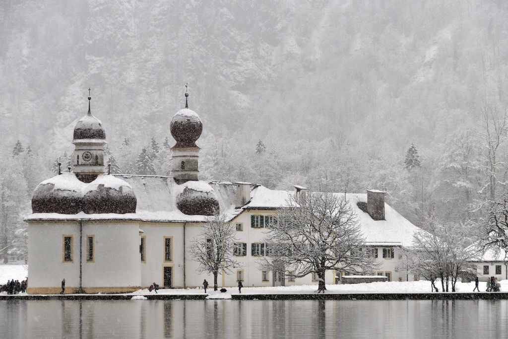 Schnee am Königssee