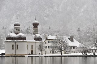 Wintereinbruch in Süddeutschland, Schneesturm in den Alpen!