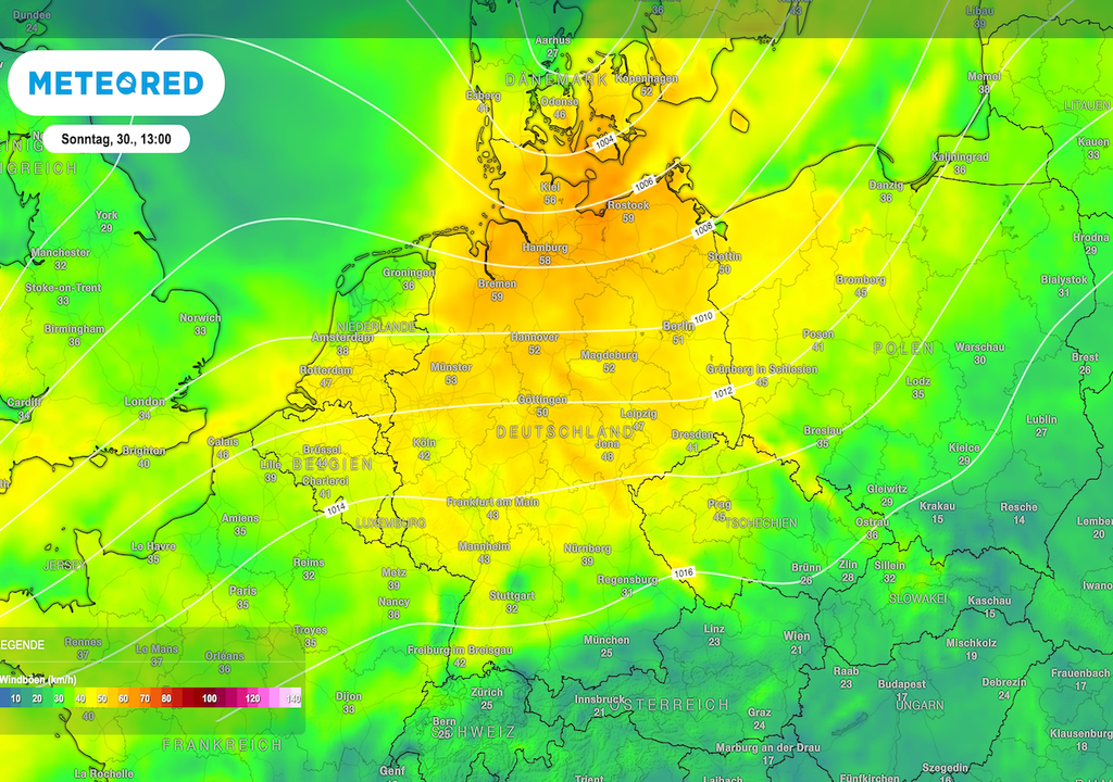 Tief Sina sorgt heute für einen turbulenten Sonntag: Besonders im Norden und Westen wird der Wind kräftig, an den Küsten und auf exponierten Gipfeln sind sogar Sturmböen möglich.