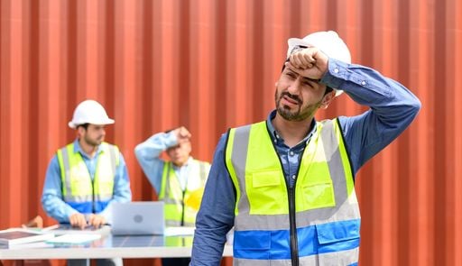 Caldo estremo, sempre di pi&ugrave; le regioni italiane con provvedimenti per tutelare i lavoratori: funzionano?