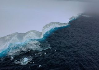 World’s largest iceberg breaks free in the Antarctic