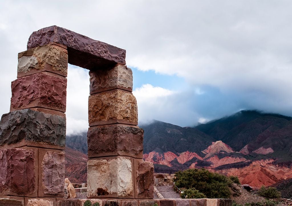Pucará Tilcara El Pucará de Tilcara, Monumento Nacional, es el único sitio arqueológico de acceso público en la Quebrada de Humahuaca, y uno de los imperdibles de Semana Santa..