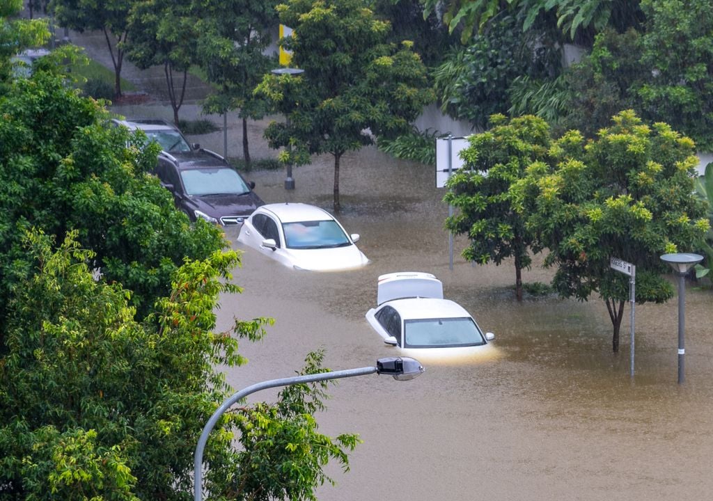 A Zona de Convergência do Atlântico Sul (ZCAS) formará tempestades intensas desde o Sudeste até o Norte, passando pelo Centro-Oeste do país. Há risco de alagamentos e enchentes.