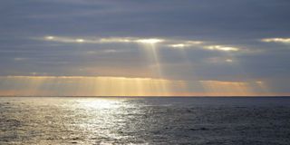 El zinc de origen humano contamina a cualquier mar y oc&eacute;ano de la Tierra, superando al de origen natural: impactos