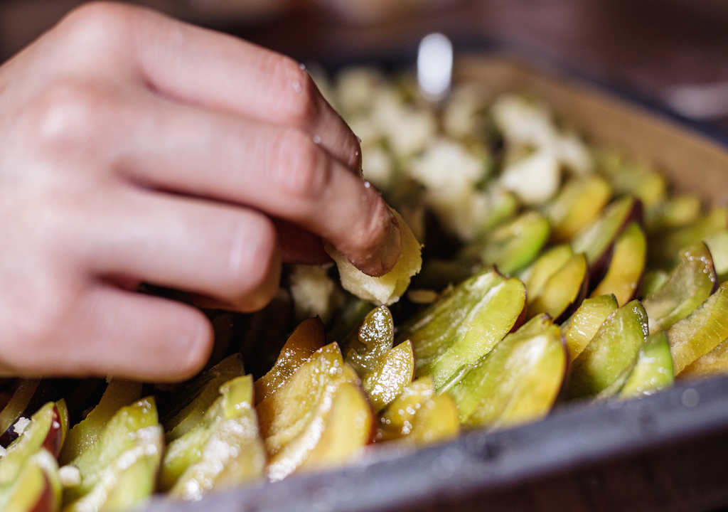 Zwetschgen,Teig Zucker, Streuseln