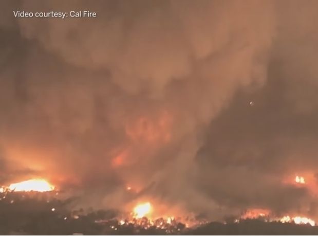 ¿existen Los Tornados De Fuego? ¿existen Los Tornados De Fuego?