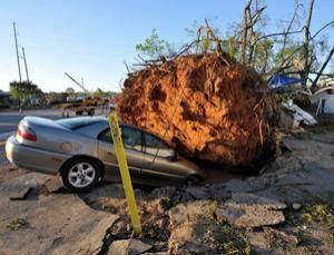 ¿Por qué ha habido tantos tornados golpeando a los EE.UU. el mes de abril de 2011? 