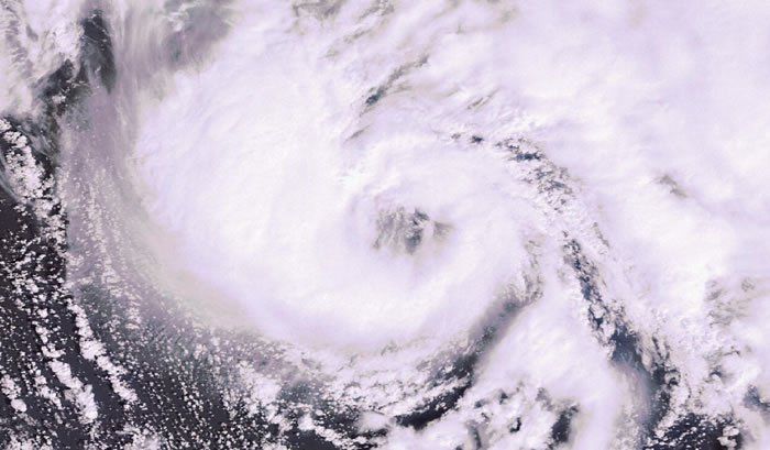 ¿un Caso De Estructura Parecida A Un Huracán En El Mediteráneo El 22 De Marzo De 2007? Figura 3. Imagen en falso color del satélite ENVISAT de la ESA para el 22 de marzo de 2007 a las 09:56 UTC. Fuente, ENVISAT/ESA. http://www.esa.int/