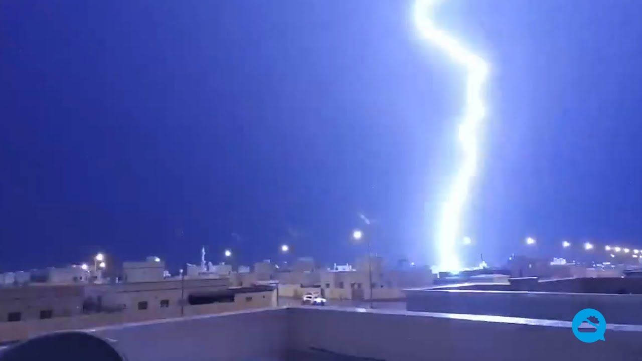 Tempestades muito violentas no norte de Omã