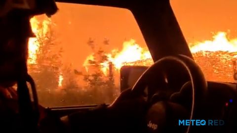 Новый крупный пожар охватил более 3600 гектаров в Жиронде, Франция.