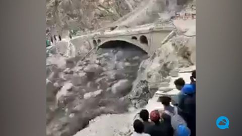 Terrível inundação relâmpago em Kohistan, Paquistão