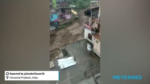 Lluvias torrenciales causan estragos en Himachal Pradesh, India