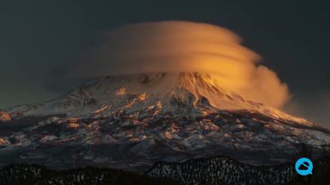Impressionante nuvem lenticular na Califórnia, USA
