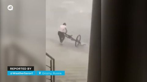 Una gran tormenta provoca el caos en Grozni, Rusia