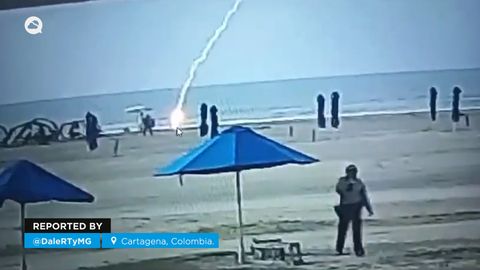 A woman dies after being struck by lightning in Cartagena de Indias, Colombia