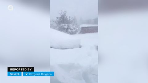Impresionante tormenta de nieve en Razgrad, Bulgaria.