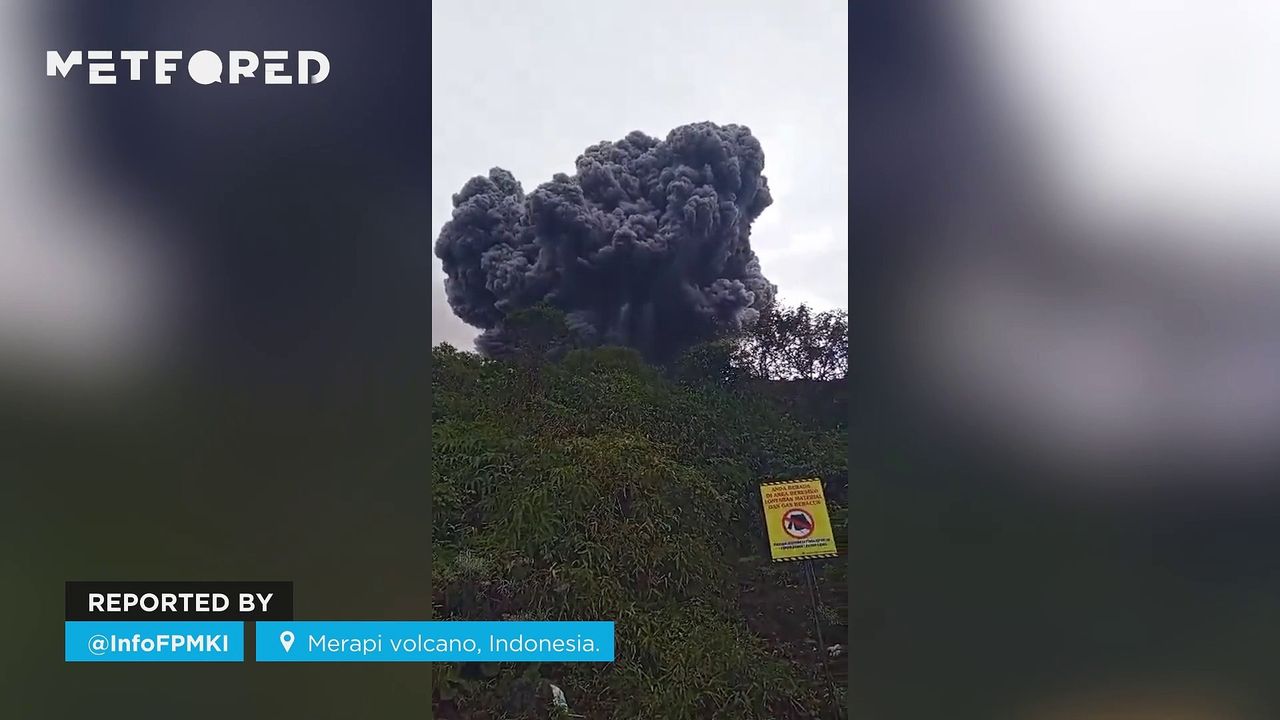Erupción del volcán Merapi en Indonesia.