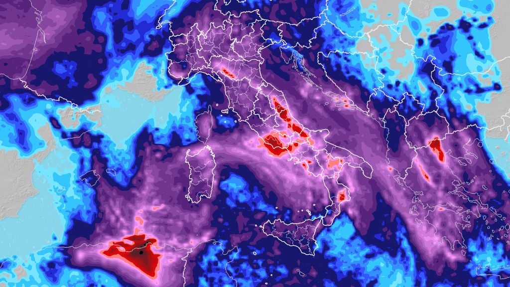 Allerta Meteo Italia: Fiumi In Piena E Tanta Neve Sulle Alpi, Ma Il ...