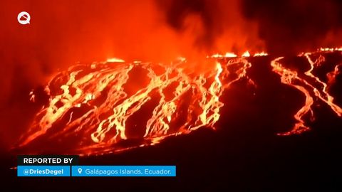 Impresionante eurupción volcánica en las Islas Galápagos, Ecuador