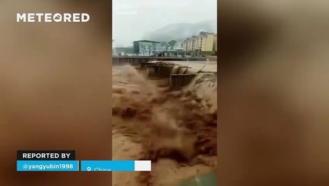 Las lluvias torrenciales provocan graves inundaciones en el sur de China