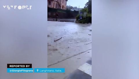 Las lluvias torrenciales provocan importantes inundaciones en Langhirano, Italia