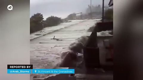 El huracán Beryl causa estragos en San Vicente y las Granadinas