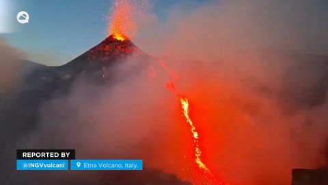 Erupción de esta mañana del volcán Etna