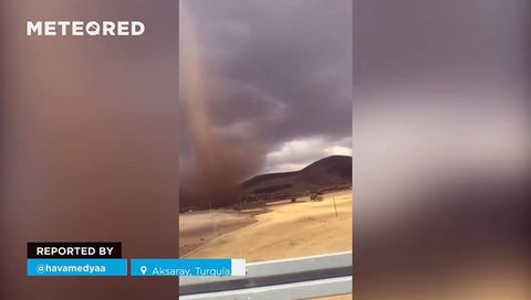 Impresionante tornado en Aksaray, Turquía