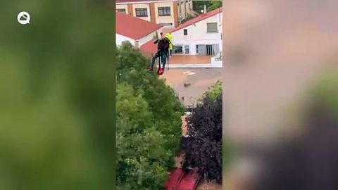 La DANA fría causa estragos e inundaciones en Valencia, España.