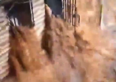 Las lluvias torrenciales causan graves inundaciones en Medellín, Colombia