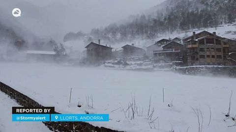 Una invasión de aire polar con tormentas de nieve bloquea varios países de Europa