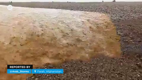 Espectacular inundación súbitas en Farah, Afganistán