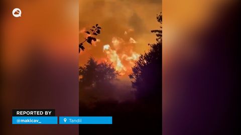 Un gran incendio forestal calcina las sierras de Tandil, Argentina