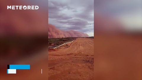Impresionante tormenta de polvo en Onslow, Australia 