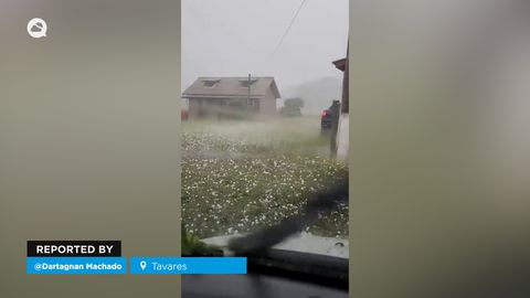 Una gran granizada provoca daños muy importantes en Tavares, Brasil