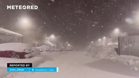Impresionante nevada por efecto lago en Oswego, USA