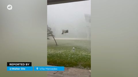 ¡Una gran tormenta azota Villa Mercedes, Argentina! A su paso se registraron vientos huracanados