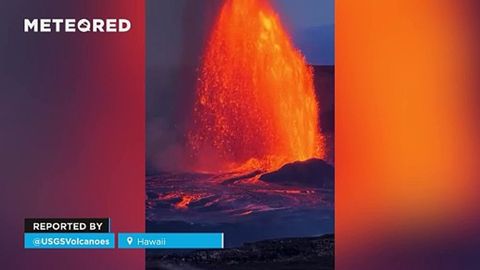 ¡Una gran fuente de lava de más de 100 metros en el Volcán Kilauea en Hawái, USA! En las últimas horas el cráter Halemaʻumaʻu vuelve a expulsar gran cantidad de materiales